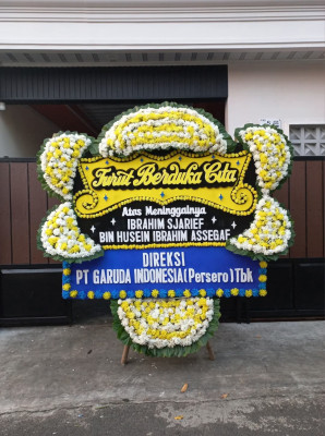 Papan Bunga Duka di Temon